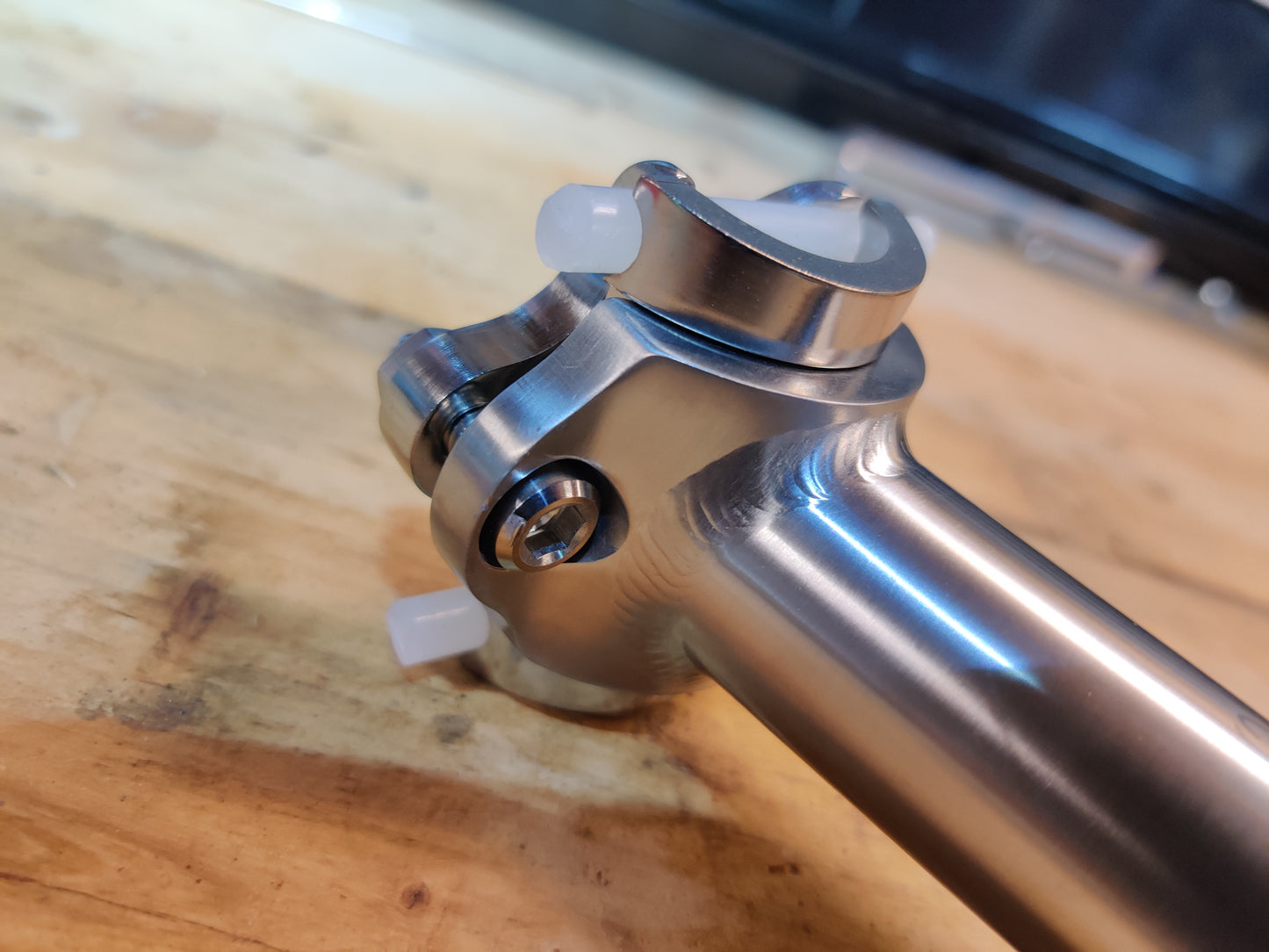 Singular Ti Seatpost