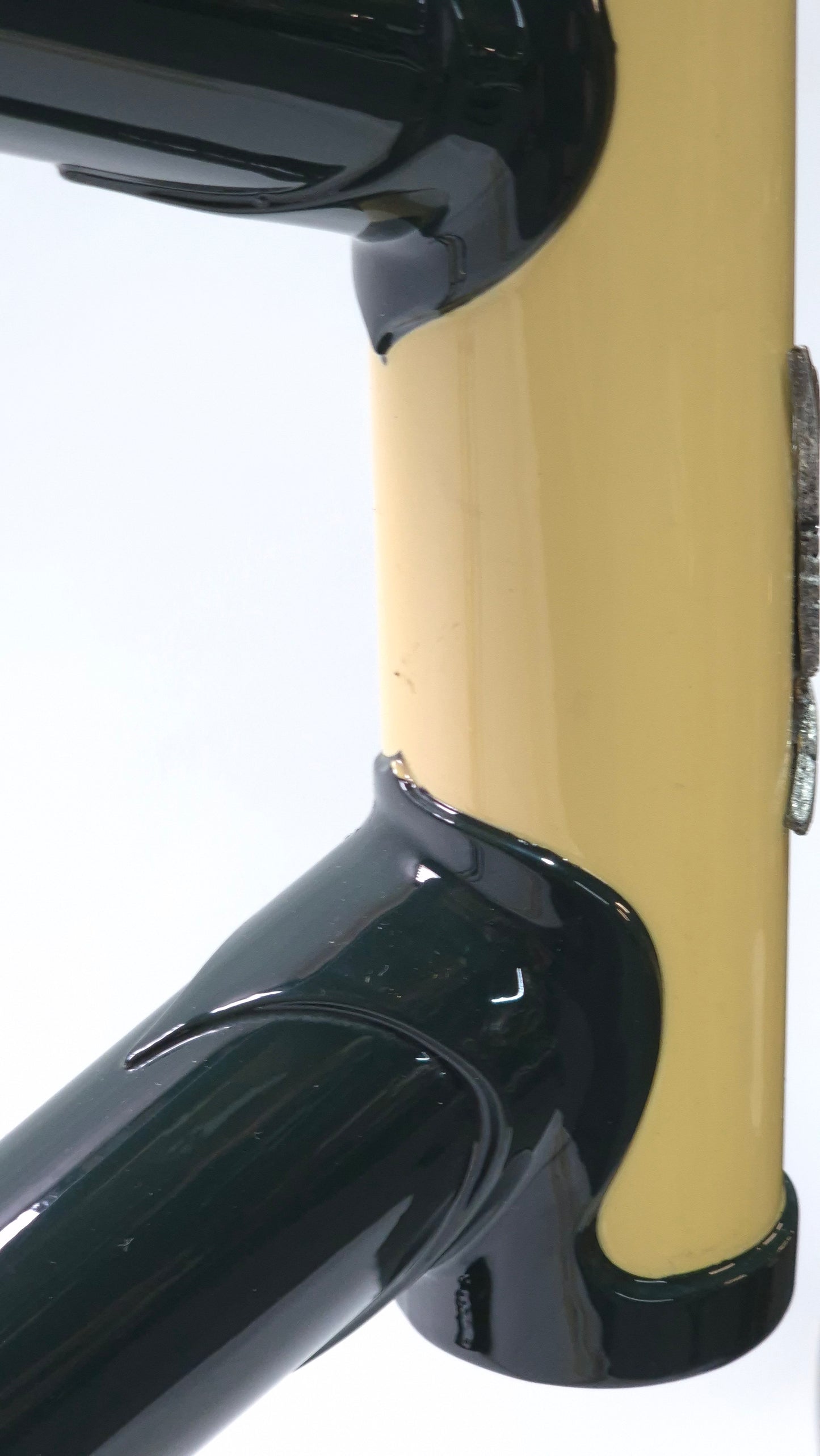 Peregrine Mk 4 frameset - paint blemished