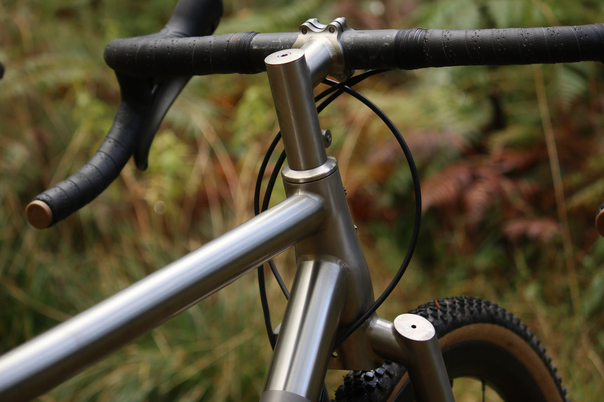 Singular Kite Titanium gravel bike – singularcycles